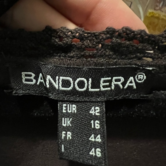 Women’s top - Picture 5 of 7